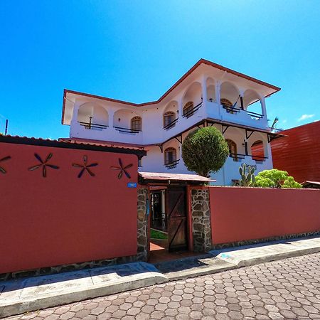 Hotel Galapagos Suites B&B Puerto Ayora  Εξωτερικό φωτογραφία