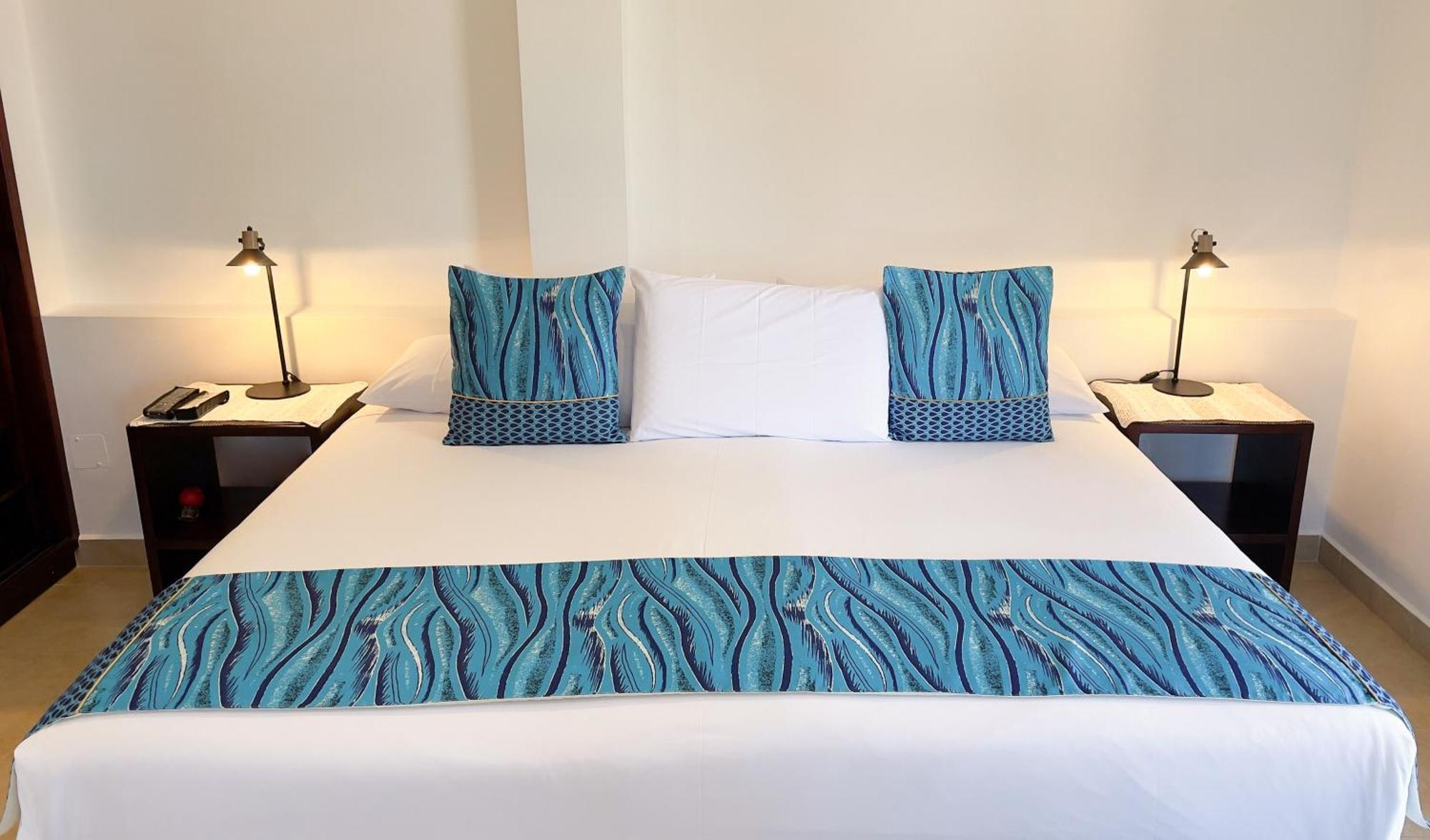 Hotel Galapagos Suites B&B Puerto Ayora  Εξωτερικό φωτογραφία